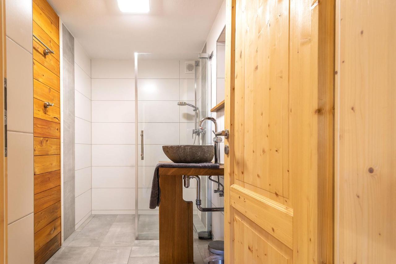 Alpen-Hostel - Apartment Talstation Mit Motorradvermietung ميمنغن المظهر الخارجي الصورة