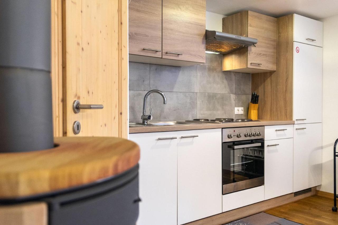 Alpen-Hostel - Apartment Talstation Mit Motorradvermietung ميمنغن المظهر الخارجي الصورة