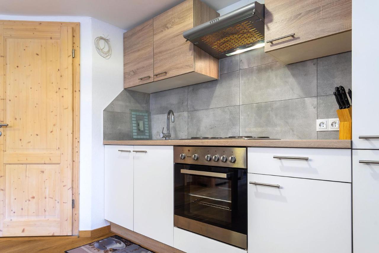 Alpen-Hostel - Apartment Talstation Mit Motorradvermietung ميمنغن المظهر الخارجي الصورة